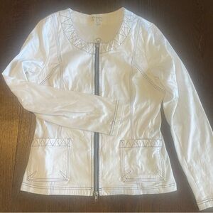 White fitted light weight jacket